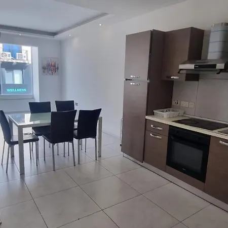 Apartment Metrostays Paceville St Julian *